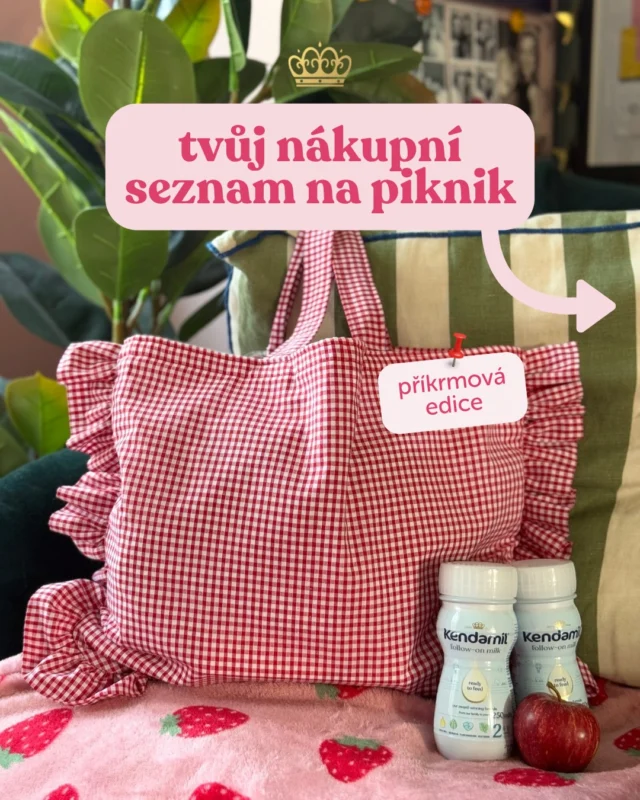 Pikniková sezóna je (konečně!) tady ☀️🧺

Zapoj do venkovní zábavy i své děťátko s těmito chutnými dobrotami, které jsou ideální pro první příkrmy. 🥕 Které kousky u tvého miminka vedou? Dej nám vědět v komentářích! 👇

Náš výběr piknikového menu vychází z obecných doporučení dětských lékařů ohledně pestré a bezpečné stravy dětí od 6. měsíce věku. U těch nejmenších se doporučuje vyhýbat se potravinám s vysokým obsahem cukru, soli a nasycených tuků, takže těmto kouskům se raději vyhni:

❌ ovocné džusy a šťávy
❌ uzeniny a párky
❌ brambůrky a slané křupky
❌ sušenky a sladkosti
❌ plísňové a zrající měkké sýry

🍼 Piknikový tip na cesty: Nechce se ti v parku složitě míchat sušené mléko a tahat termosku? Sbal s sebou tekuté pokračovací mléko Kendamil. Stačí jen otočit víčkem, nasadit savičku a miminko má svou oblíbenou dávku hydratace i živin okamžitě připravenou.

❗Všechno jídlo vždy nakrájej na bezpečné kousky případně rozmačkej na pyré. Při ochutnávání nových potravin měj miminko neustále pod dohledem!

🤱 Důležité upozornění: Kojení je pro miminko tím nejlepším začátkem. Kojenecká výživa by měla být používána pouze na doporučení lékaře. Způsob použití a další informace na obalech. Potravina pro zvláštní výživu.